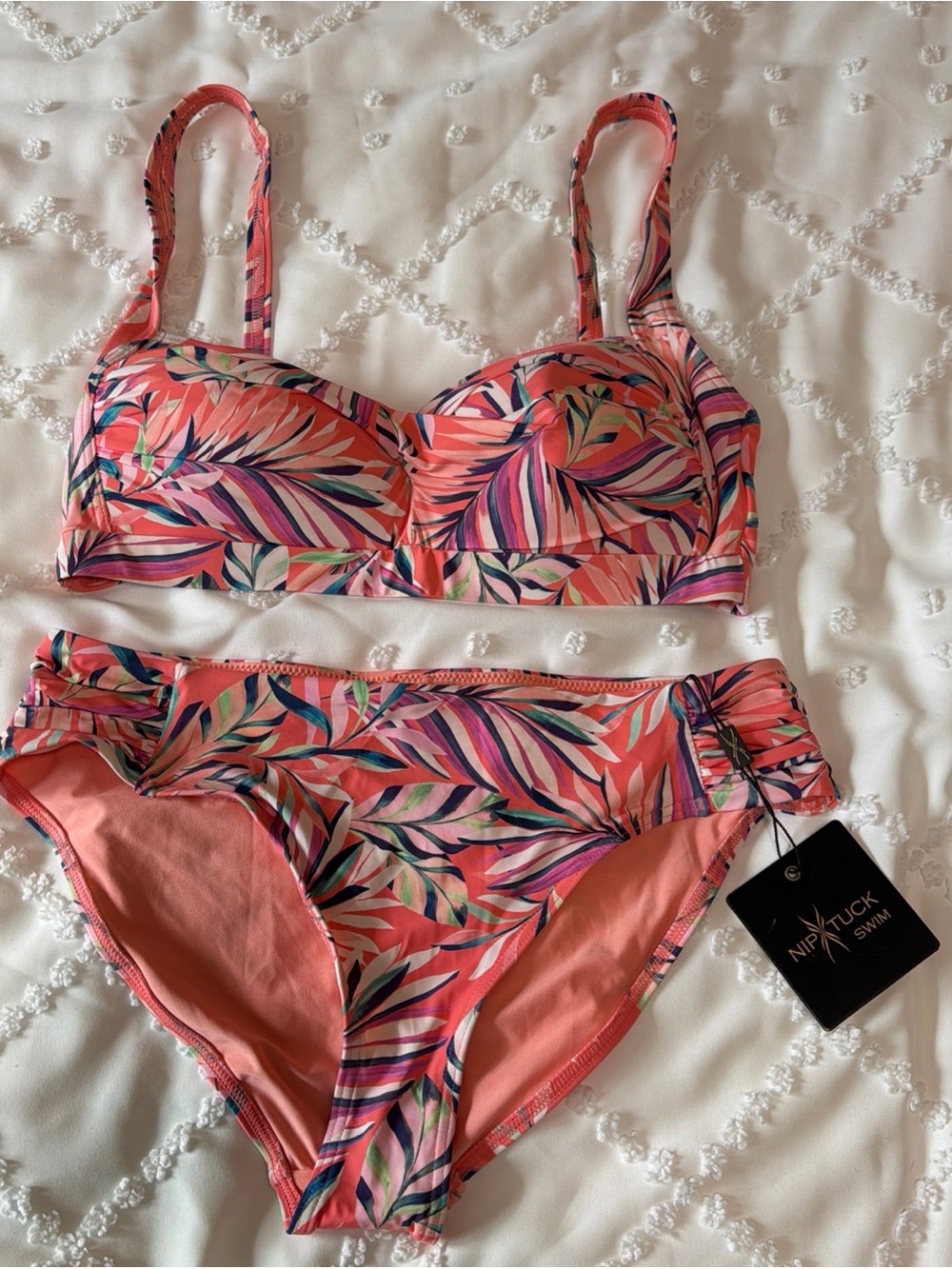 NWT Nip Tuck Multi Fit Cup Bikini Swimsuit Two Piece Size 8 Pink Palms